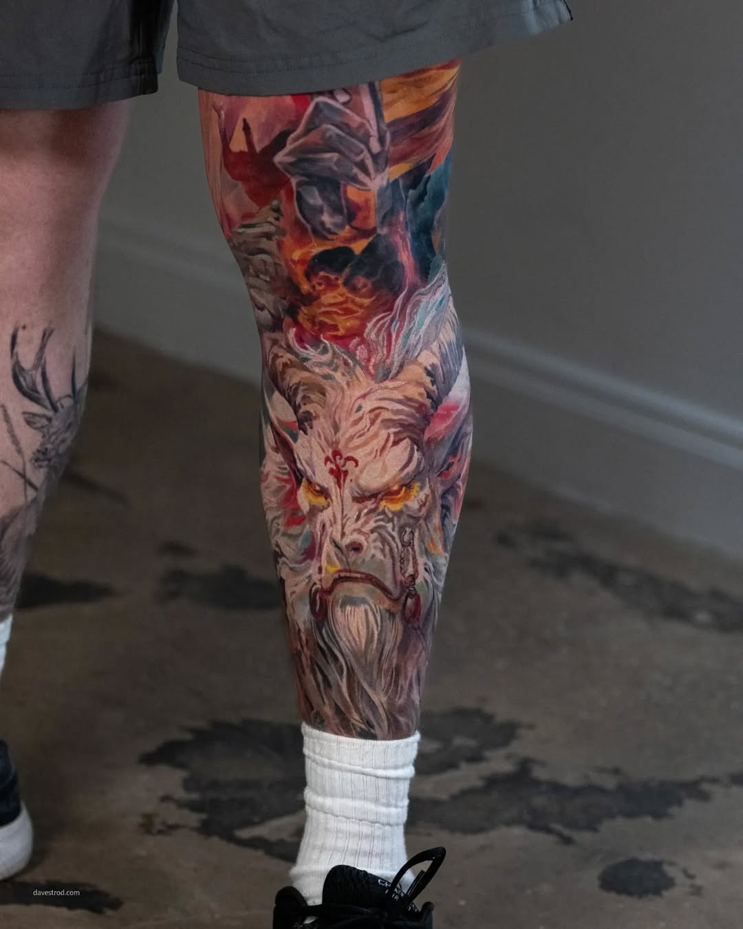 Mythic Dragon Guardian Leg Sleeve
