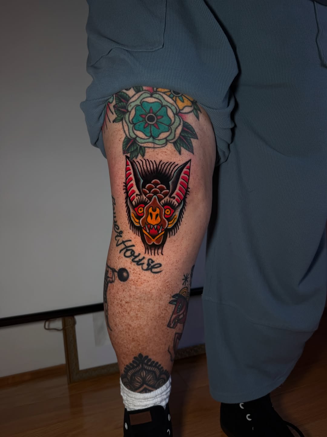 Bold Traditional Bat Head Knee Tattoo