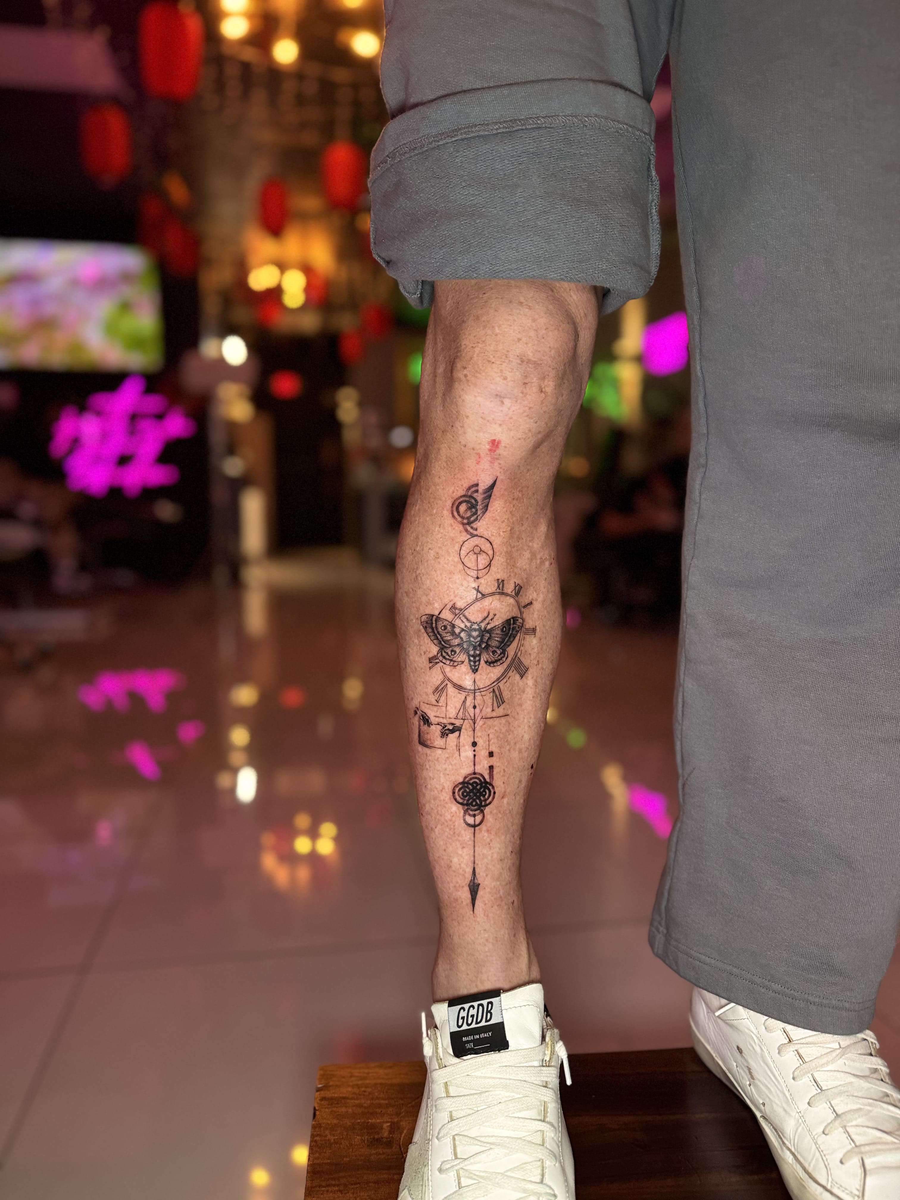 Minimalist Geometric Timeline Composition