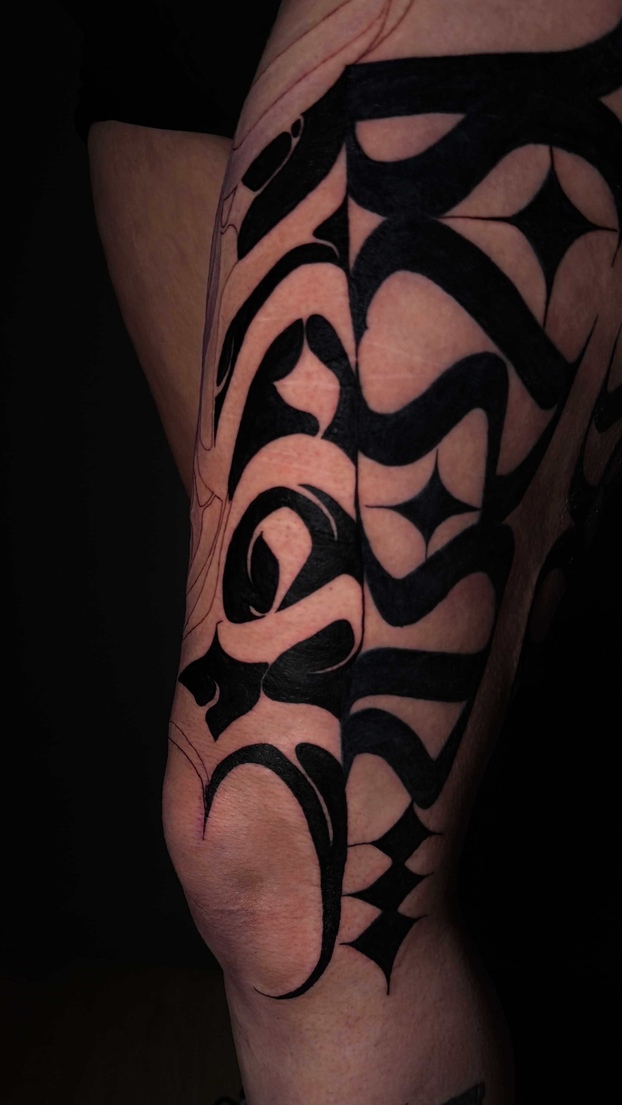 Abstract Blackwork Flow