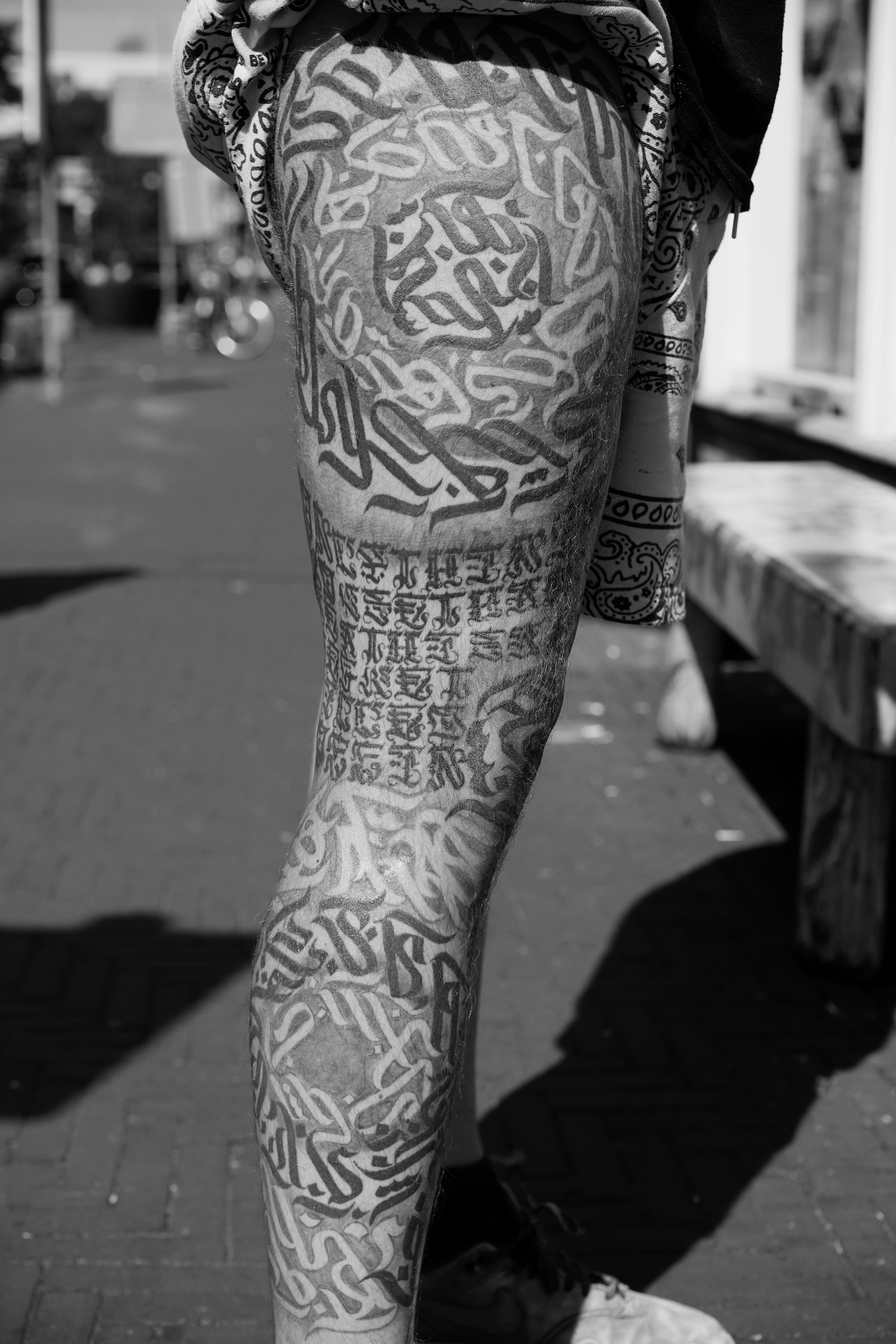 Full Leg Calligraphy Flow