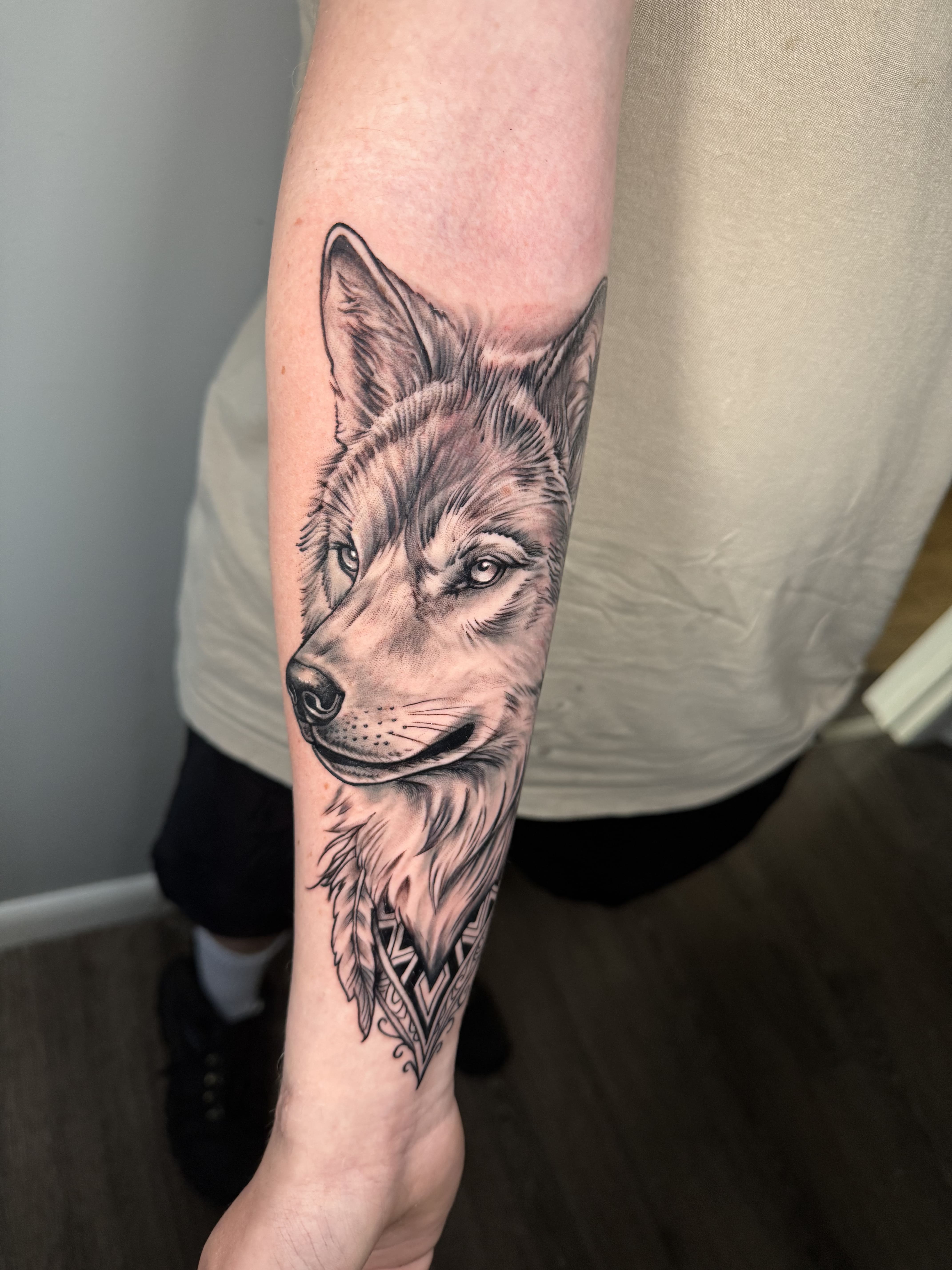 Realistic Wolf Forearm Piece