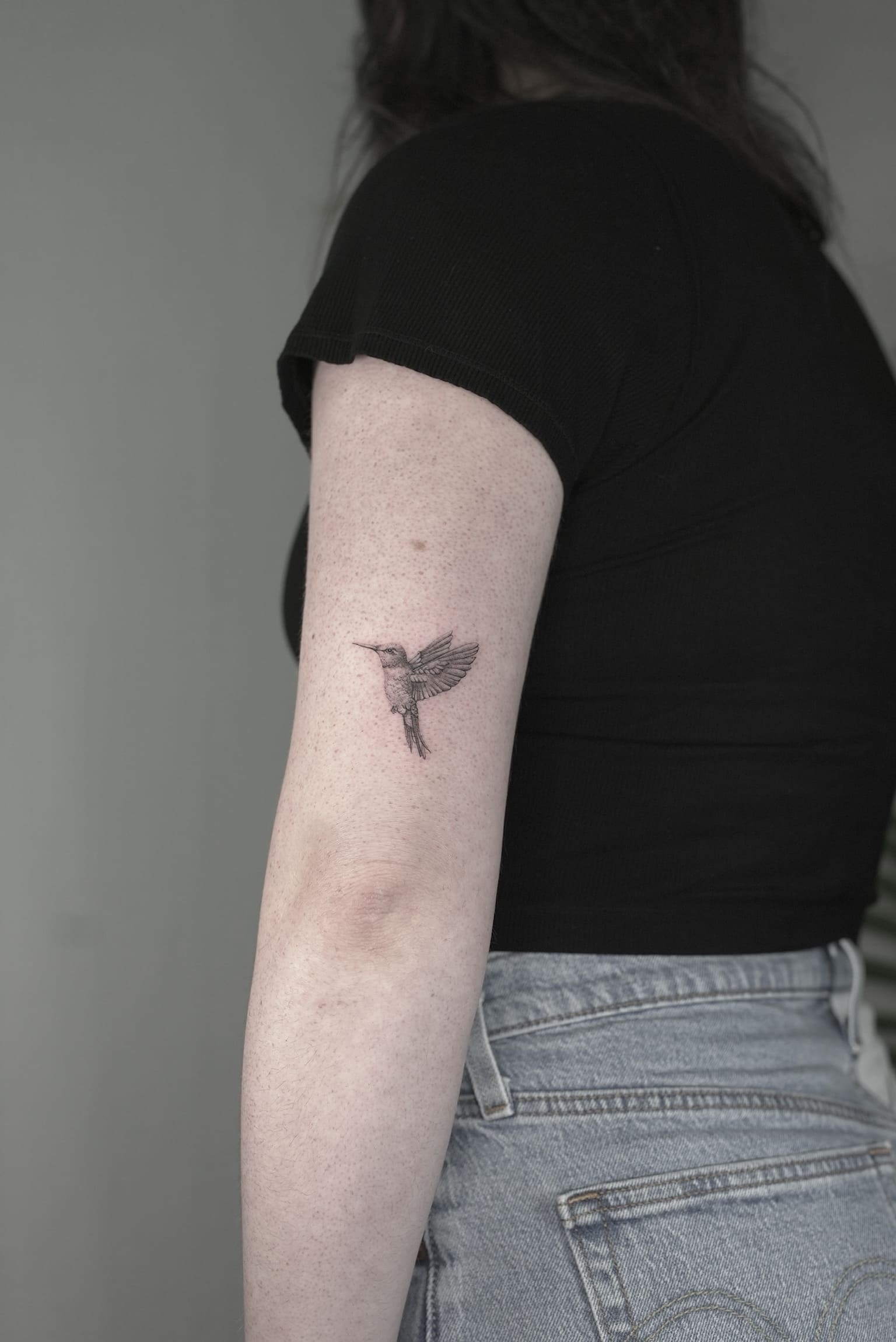 Fine Line Realistic Hummingbird Tattoo