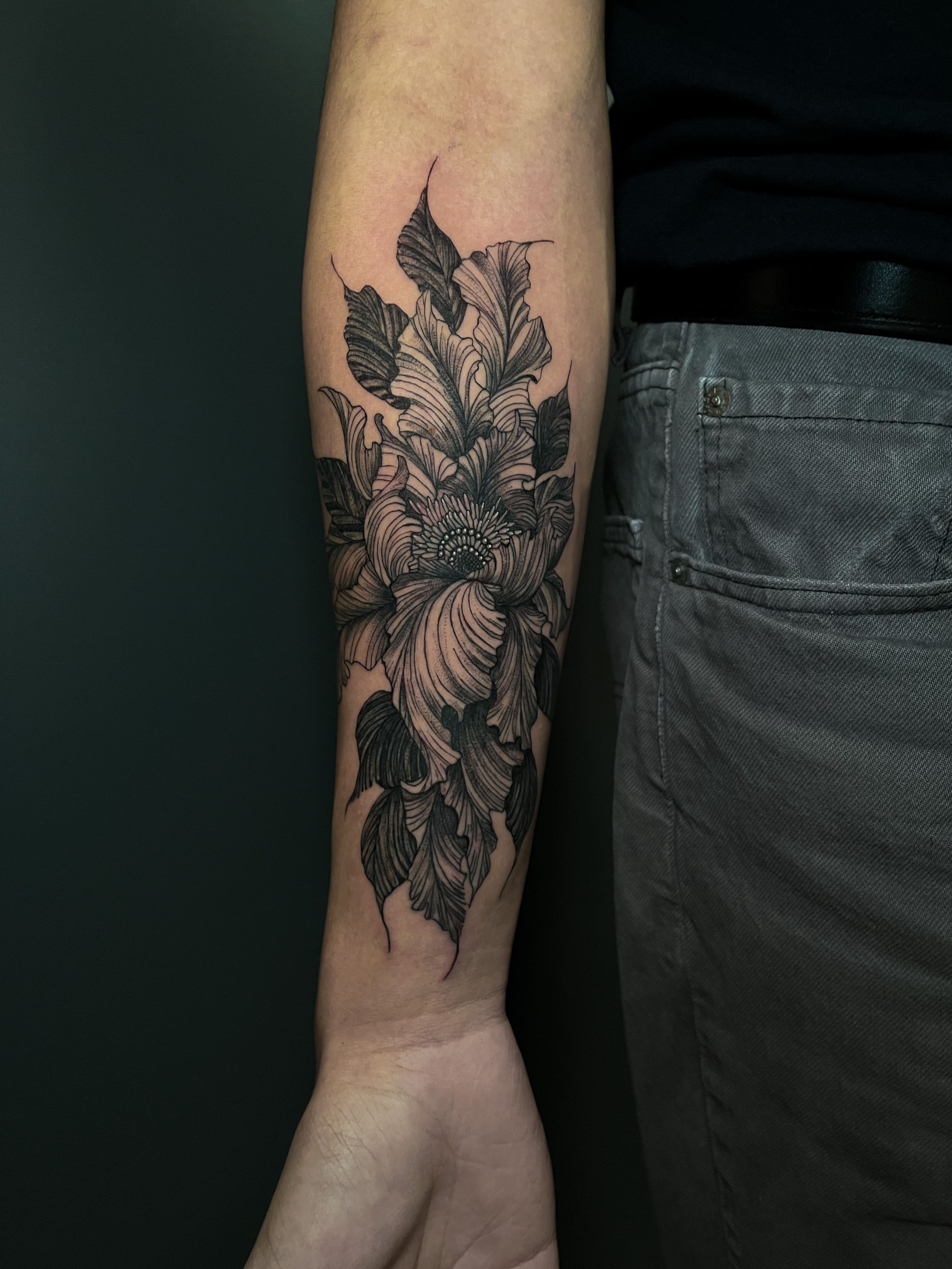 Flowing Botanical Elegance