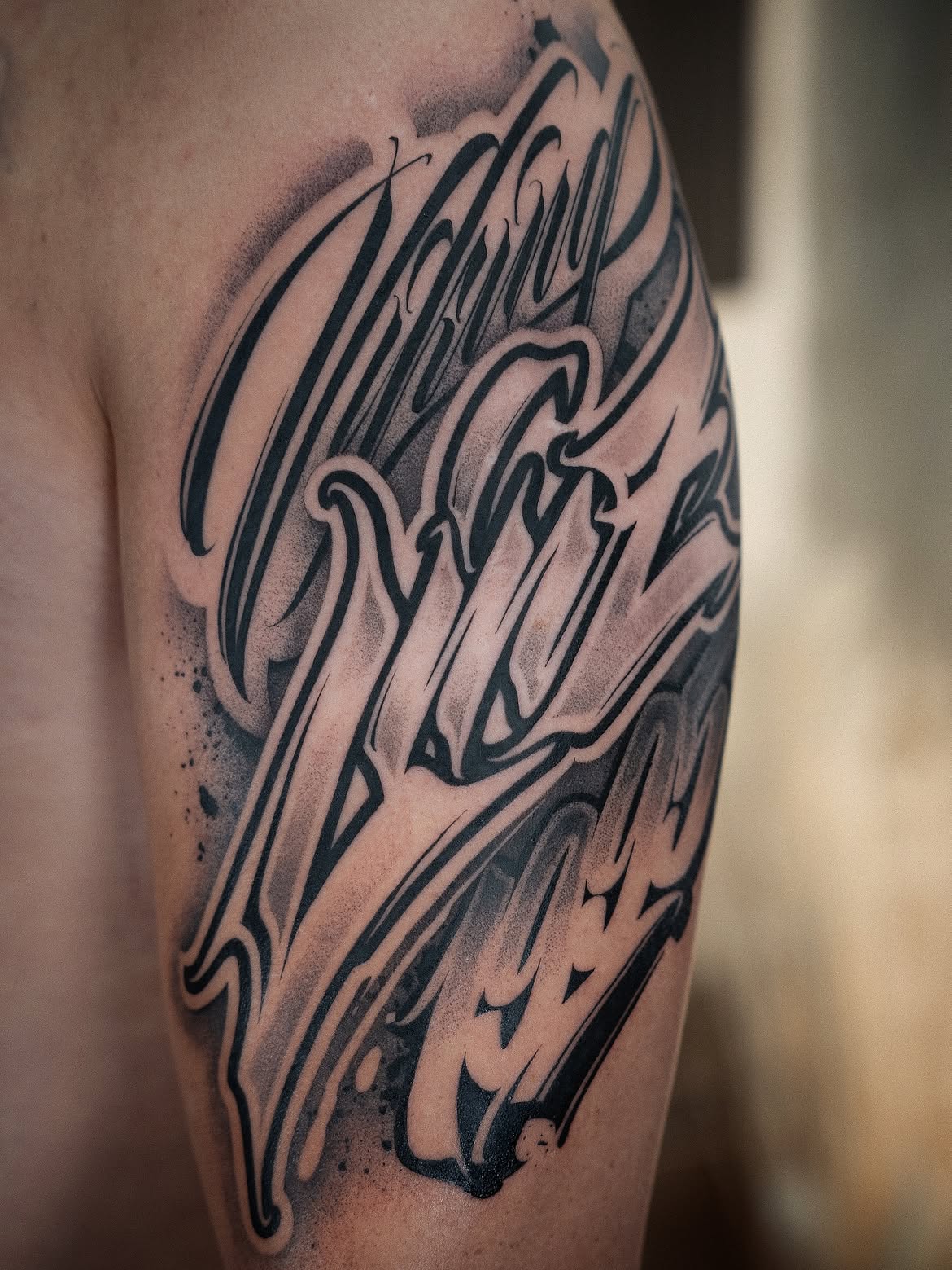 Expressives Chicano Lettering