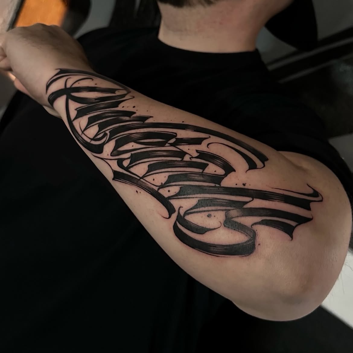 Abstraktes Black Lettering